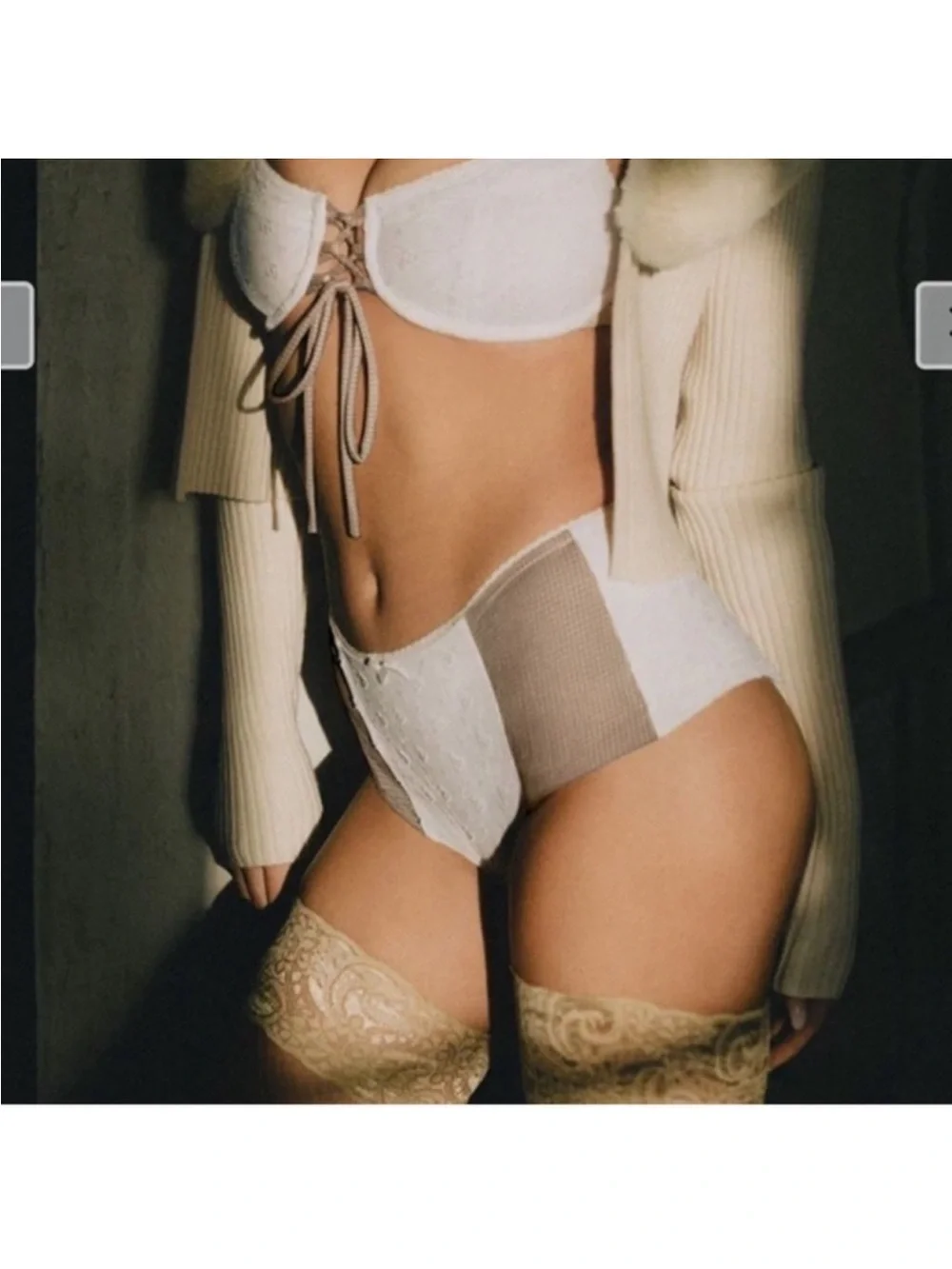 Frankie’s Bikinis X Sydney Sweeney Lisa Eyelet Florence Gingham Bikini Bottom M